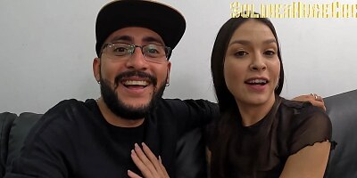 After many years without seeing each other, she decides to visit me to suck my cock