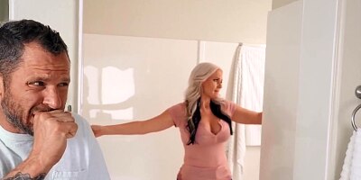 Brazzers - Sexy MILF Alena Croft Tries To Stretch Out Her Tight Ass With The Help Of Scott Nails