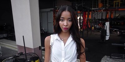 Lifeselector - Lia Lin spreads her legs to win your affections