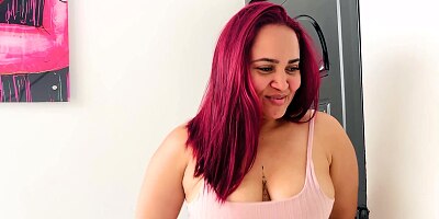 Vanessa enters a motel to be fucked in various positions by a mature man. Real Colombian sex
