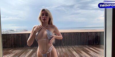 POV: Married Man Warming Up a Stranger Girl with His Huge Cock