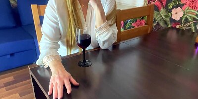 Naughty Secretary in Stockings Wants to Be Fucked by Her Boss