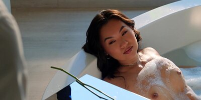 BLACKED Dreamgirl GF Kimmy Does The Splits On Her BF's BBC