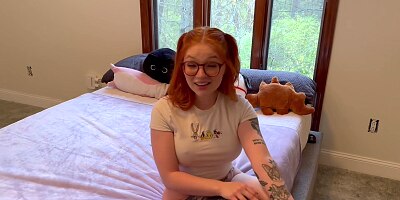 Stepsis Made an OnlyFans & Needs Help Making Content - Naomi Hughes
