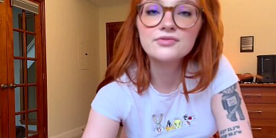 Stepsis Made an OnlyFans & Needs Help Making Content - Naomi Hughes