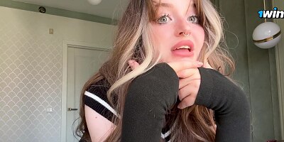 Big Ass Tinder Teen Egirl Loses In Truth Or Dare And Masturbates For You. Facetime Call