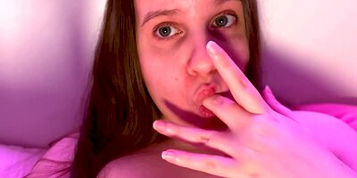 BBW TEEN GAMERGIRL FUCKING WET PUSSY!!