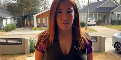 Big Boobed Delivery Slut Proves She Knows How To Handle Your Package (Hardcore Blowjob And Anal)