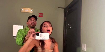 Sisi Rose Wanted to Fuck in the Bathroom - Teddy Tarantino
