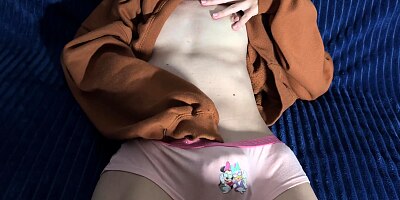 The hottest pussy rubbing and cum on roommate's kinky panties