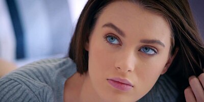 VIXEN Lana Rhoades Has Sex With Her Boss