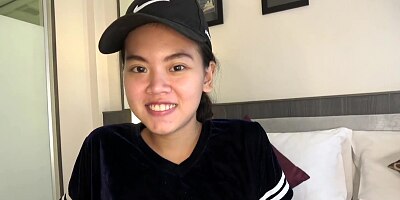 Thai girl trims beaver and gets creampied