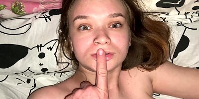Stepdad fucked stepdaughter's mouth quickly while her stepmother was in the next room