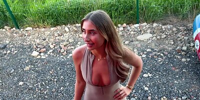 Lily Phillips CHEATS on boyfriend with fake trucker