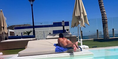 I meet a slutty Latina tourist at the pool. Sucked and fucked by a stranger in a hotel at a seaside