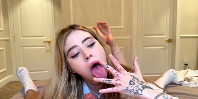 Little StepSister Sneaks Into My Room... Forgot To Wear Panties - Rosie Rider