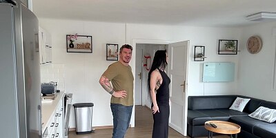 Riley Foxx is an Anal Queen