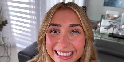 Cock Gobbler Lily Phillips Takes a Pussy Pounding From JMac