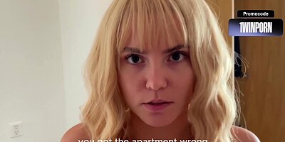 The Postman Got Caught! Now Hot Naked Housewife Will Ride Him Properly