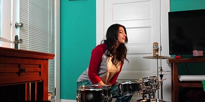 From Stepsister Drama to StepSisterfucker: Aubree's Plan to Ruin Stepbro's Marriage