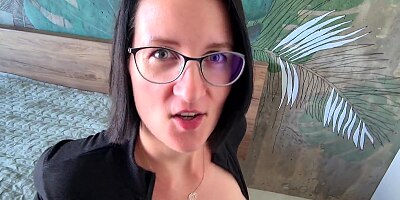 Curvy Jules' Tight Little Pussy Hole Is Back
