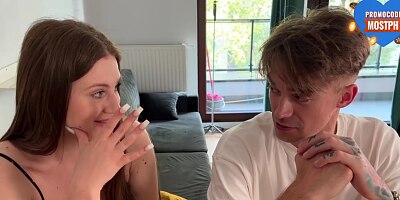 Cuckold guy let his girlfriend get fucked for signing up for Humster Kombat