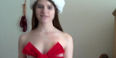 Babe Alice March Delivers Her Pussy As Christmas Gift