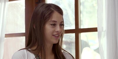 Kinky Spa - Maddy May Goes To The Spa A Little Late for Her Massage & Gets a Special Treatment