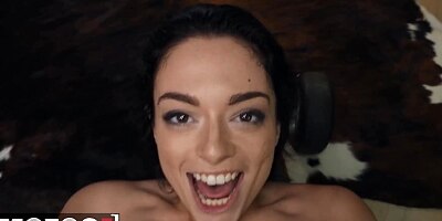 Mofos - Skater Babe Sophia Burns Sucks Charles Dera's Dick While He Is Driving Them At His Place